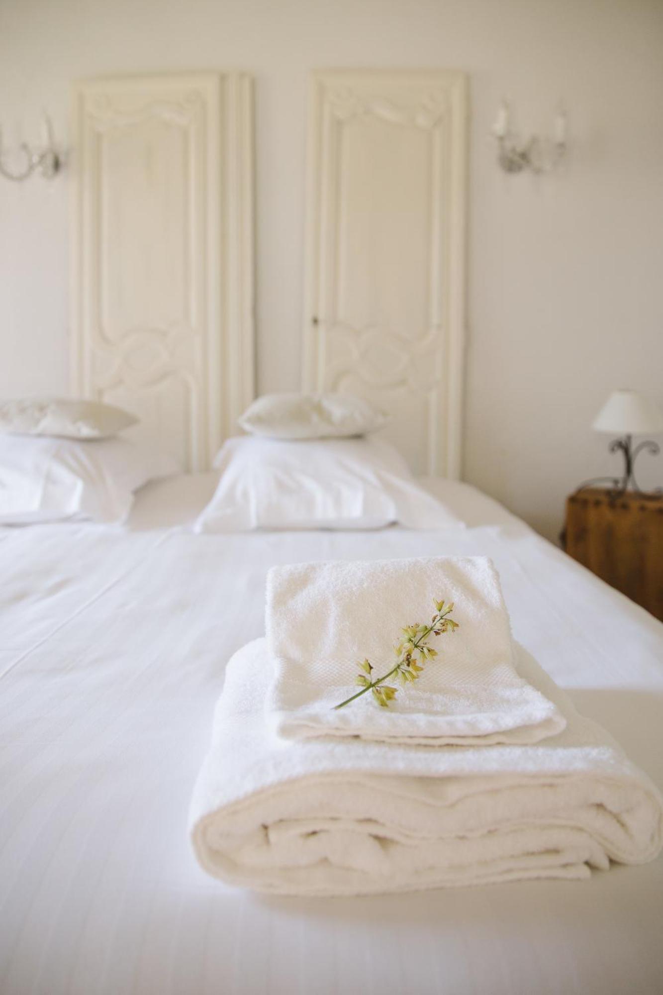 Le Colombier De Hanches - Teritoria Otel Oda fotoğraf